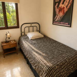Habitación 2, con 2 camas de plaza y media con sommier